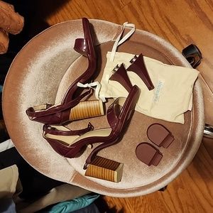 Pashion Footwear Convertible Heels Flats (1.0 Style) 3 PAIRS OF SHOES IN 1 sz 6